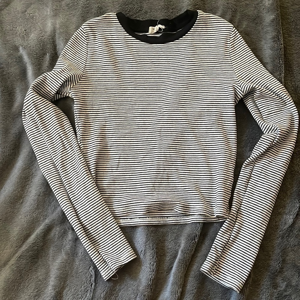 Women’s winter crop top